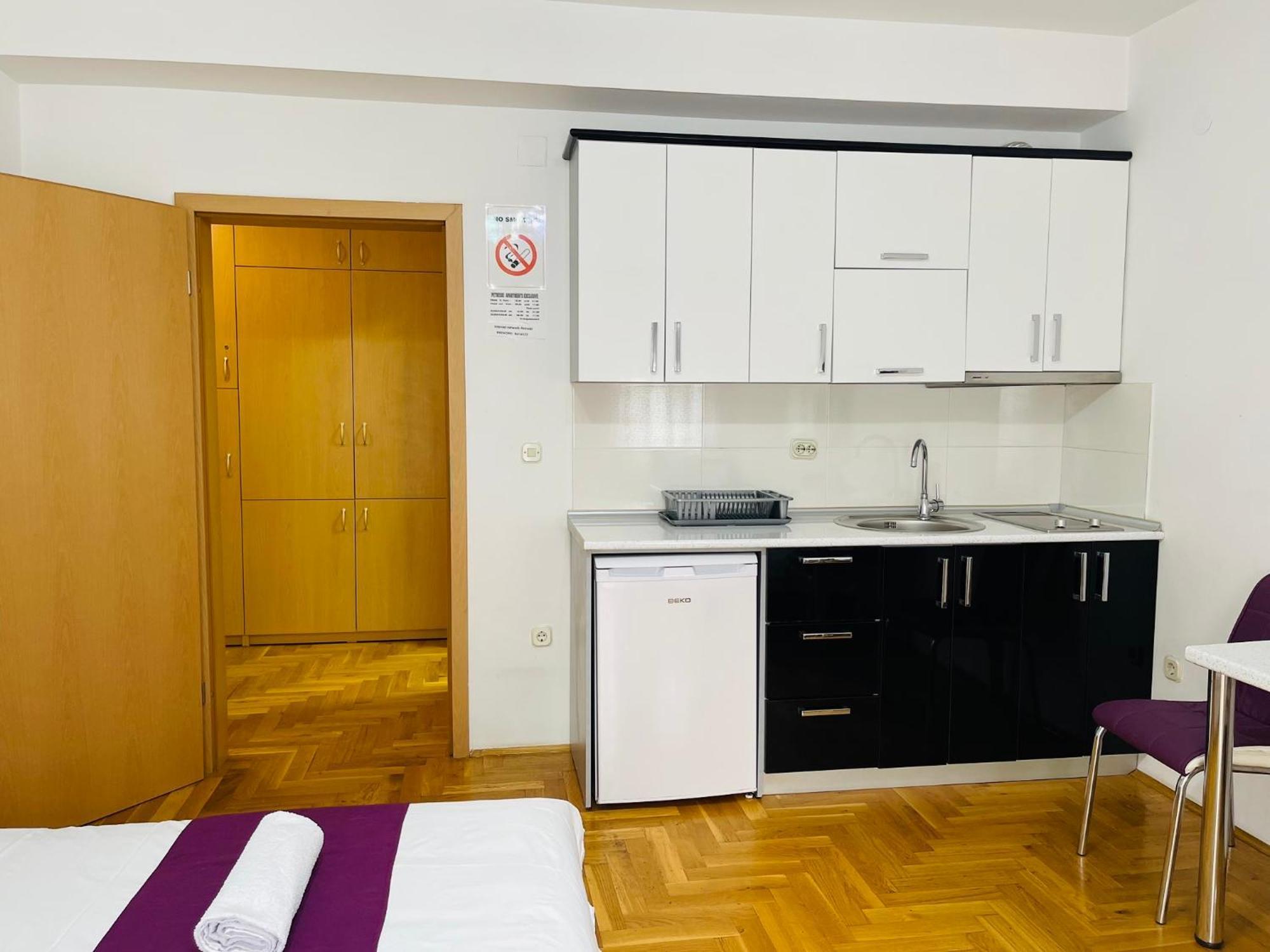 Front Beach Exclusive Apartments Struga Exterior photo